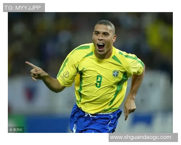 全球最帅足球明星排行榜及其精彩照片展示