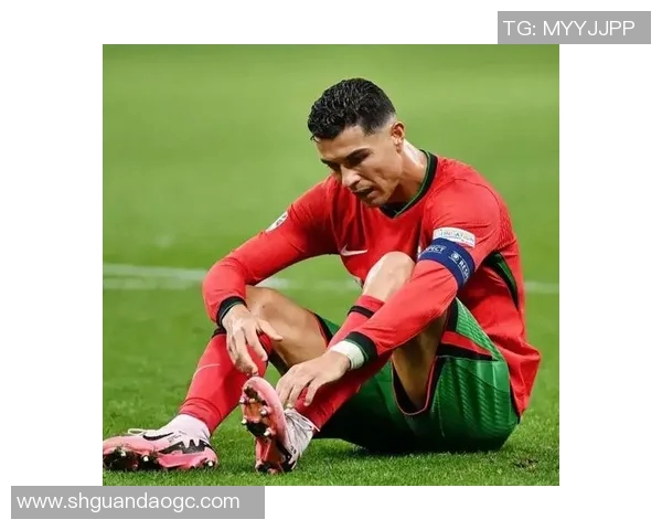 德国足球明星的辉煌历程与传奇人生揭秘