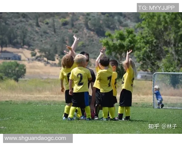 足球明星的孩子们是否也在绿茵场上展现天赋与潜力